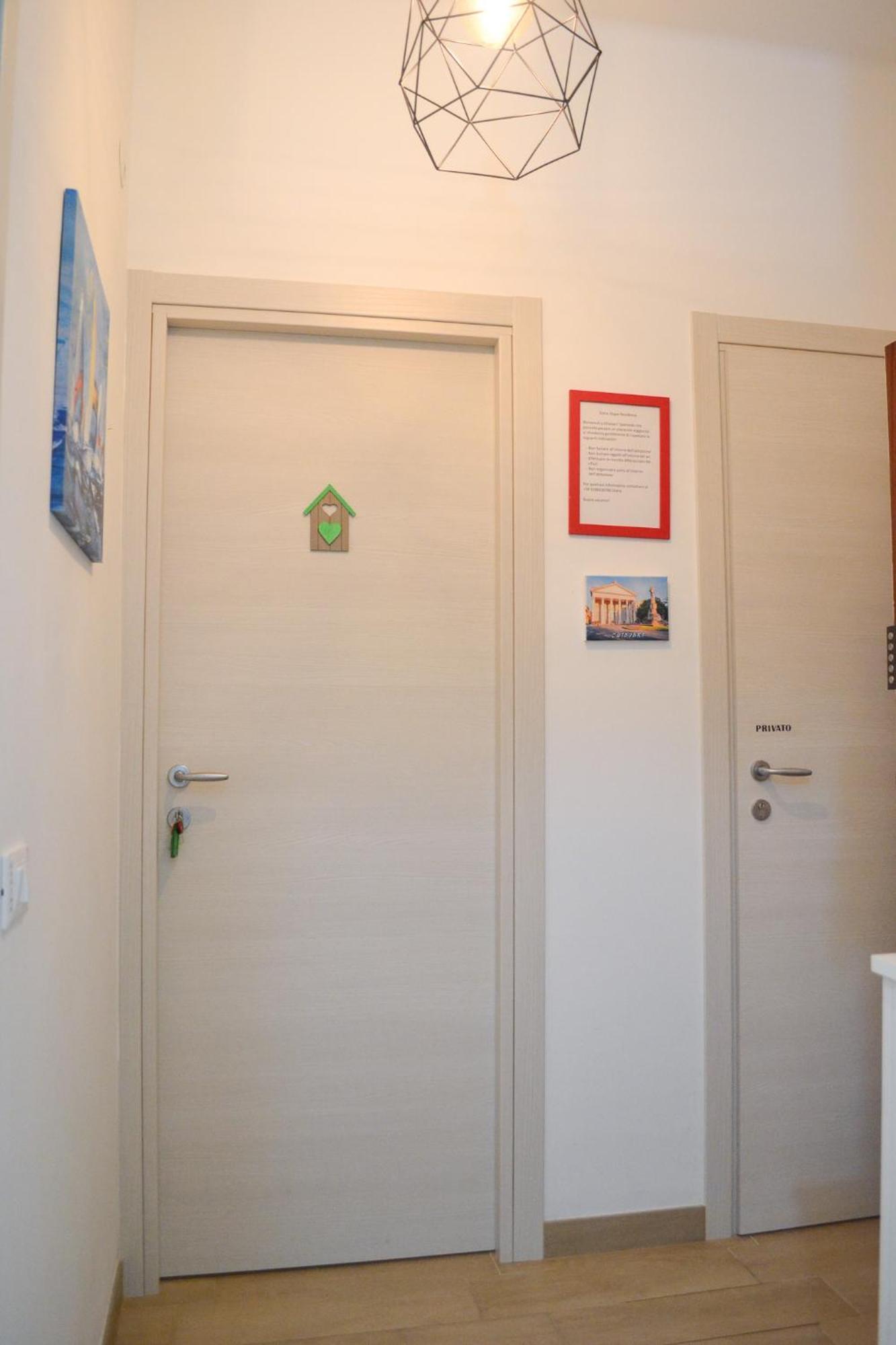 Dolce Hogar Residence キアーヴァリ エクステリア 写真